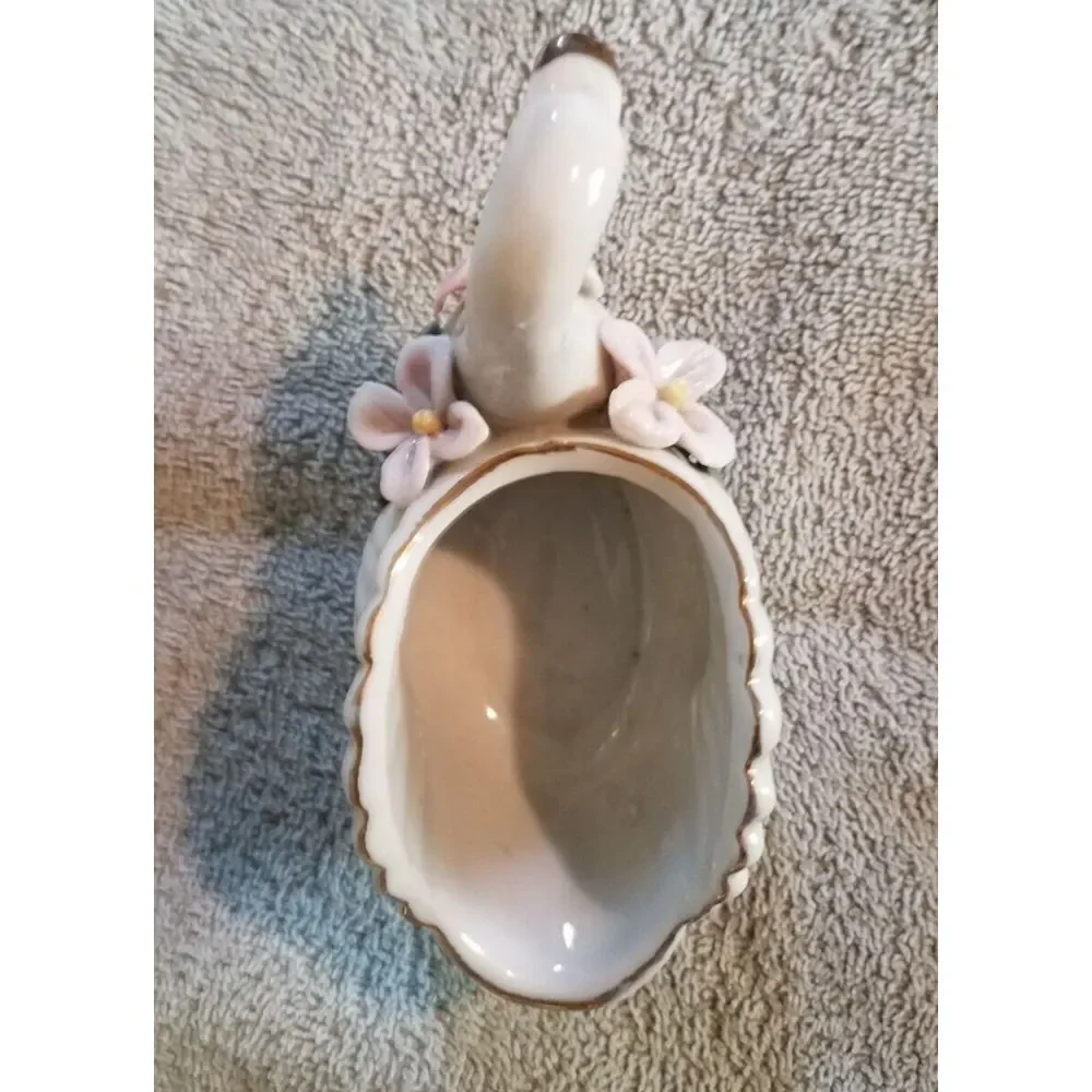 Vintage Swan Trinket Dish with flowers‎